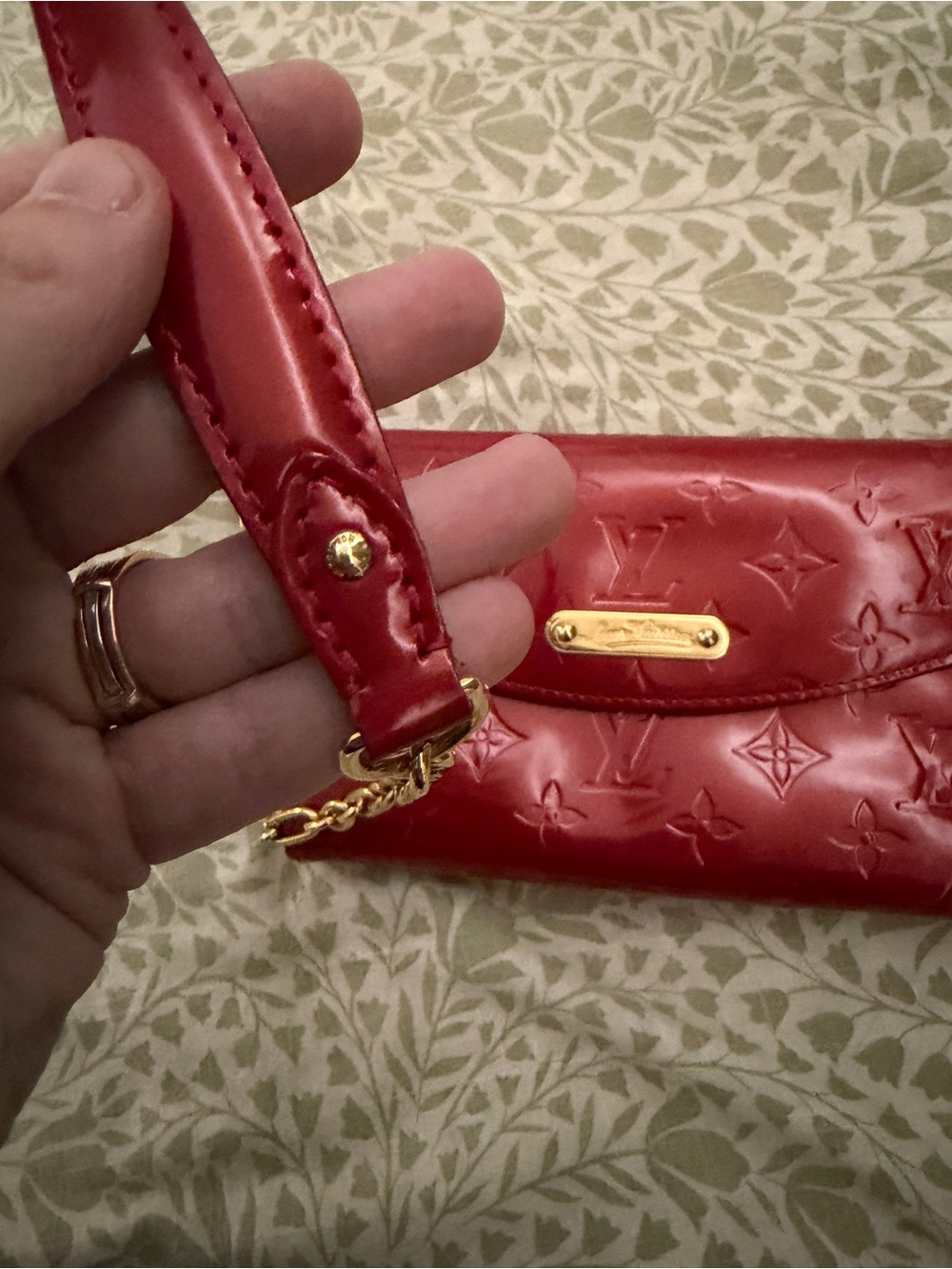 Louis Vuitton Red Vernis Monogram Chain Wallet with Gold Hardware - Picture 11 of 16